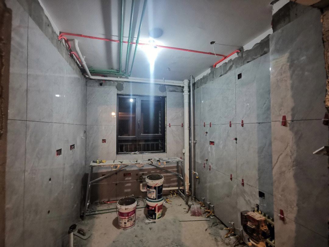 厨房墙砖翘起怎么处理(厨房瓷砖翘起来怎么回事) 厨房墙砖翘起怎么处理(厨房瓷砖翘起来怎么回事)